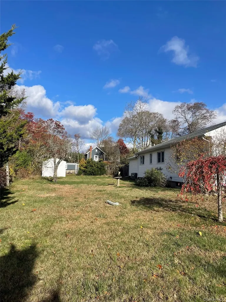 8 Atlantic Avenue Blue Point NY 11715