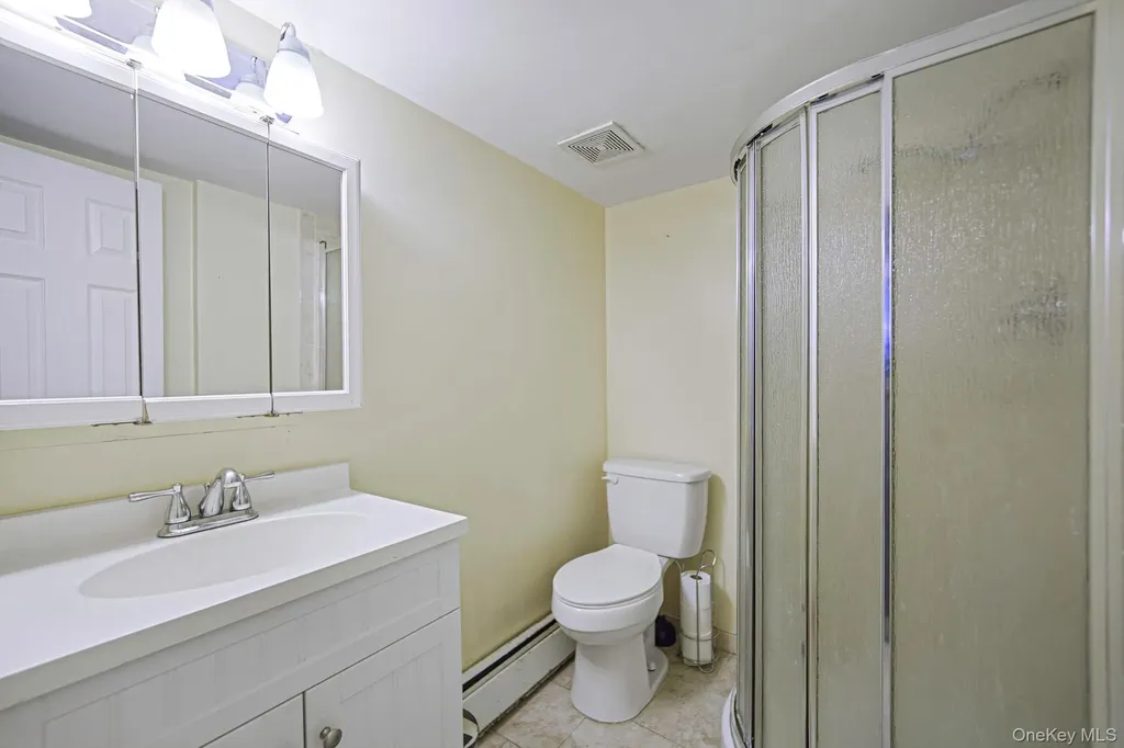 59 Nevada Road West Babylon NY 11704