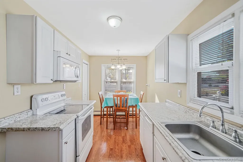 59 Nevada Road West Babylon NY 11704