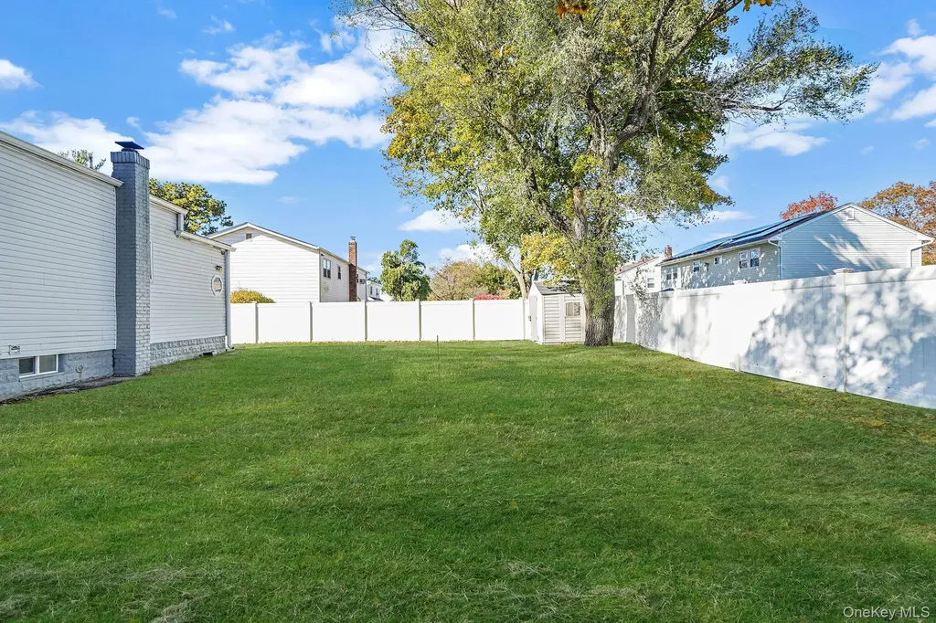 59 Nevada Road West Babylon NY 11704