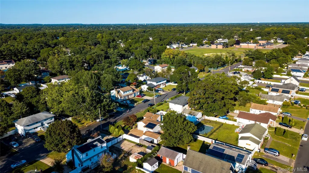 59 Nevada Road West Babylon NY 11704