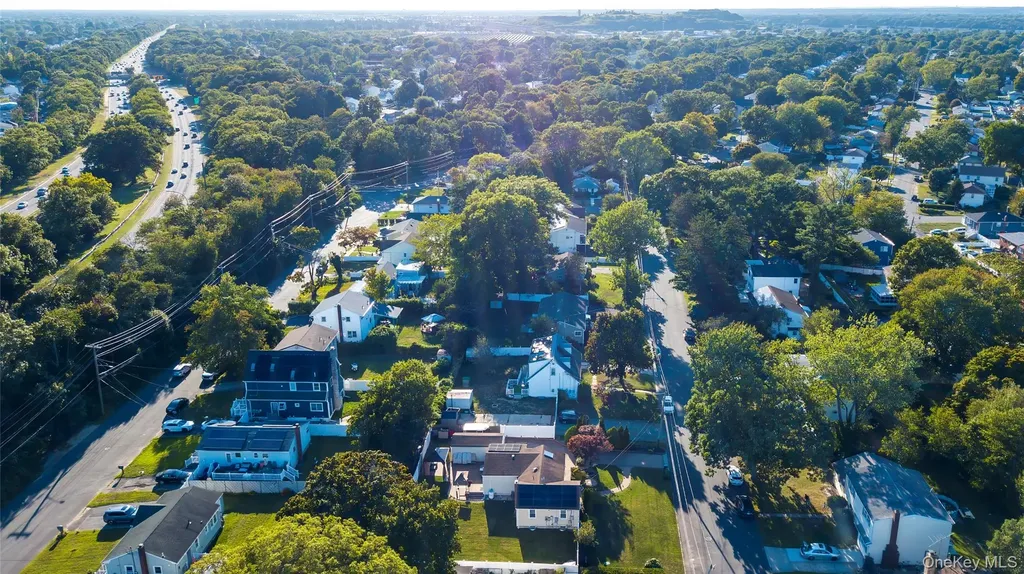 59 Nevada Road West Babylon NY 11704