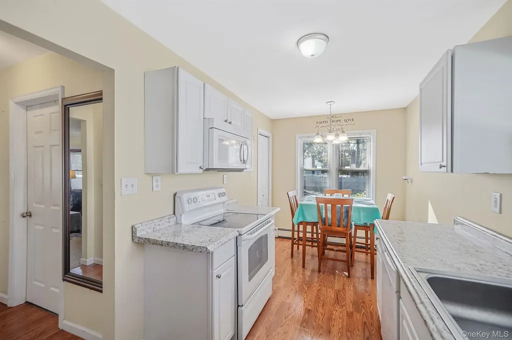 59 Nevada Road West Babylon NY 11704