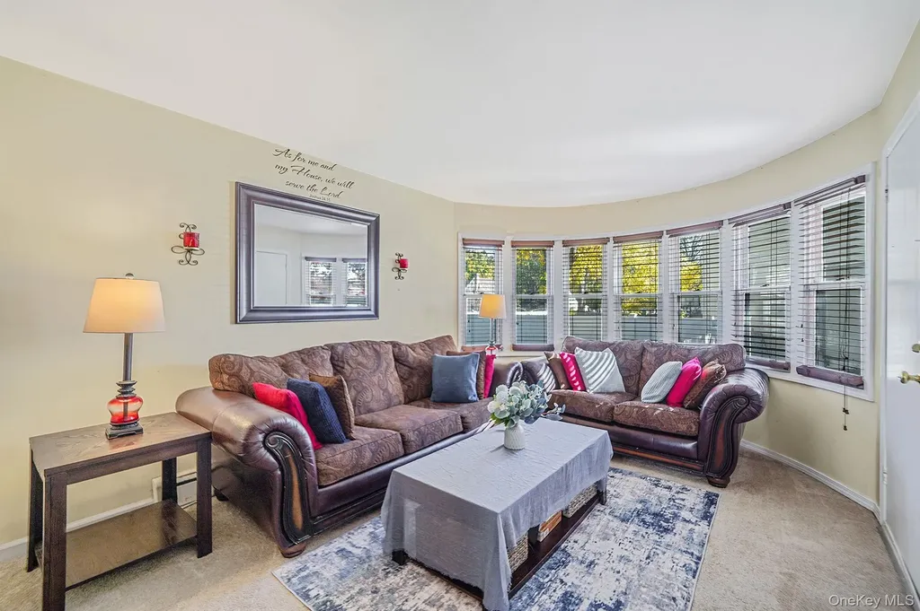 59 Nevada Road West Babylon NY 11704