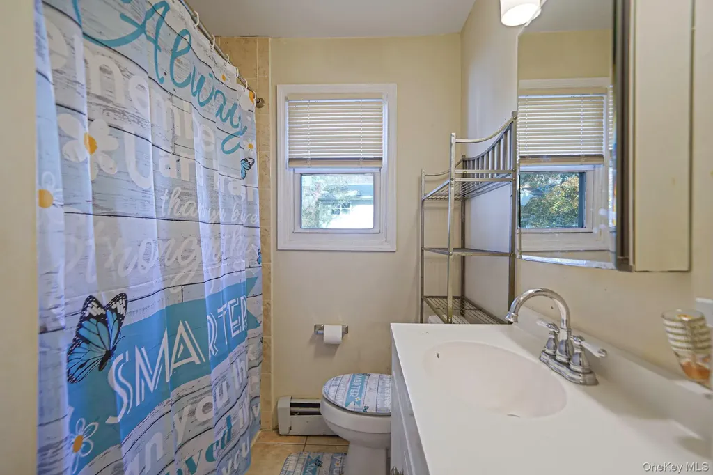 59 Nevada Road West Babylon NY 11704