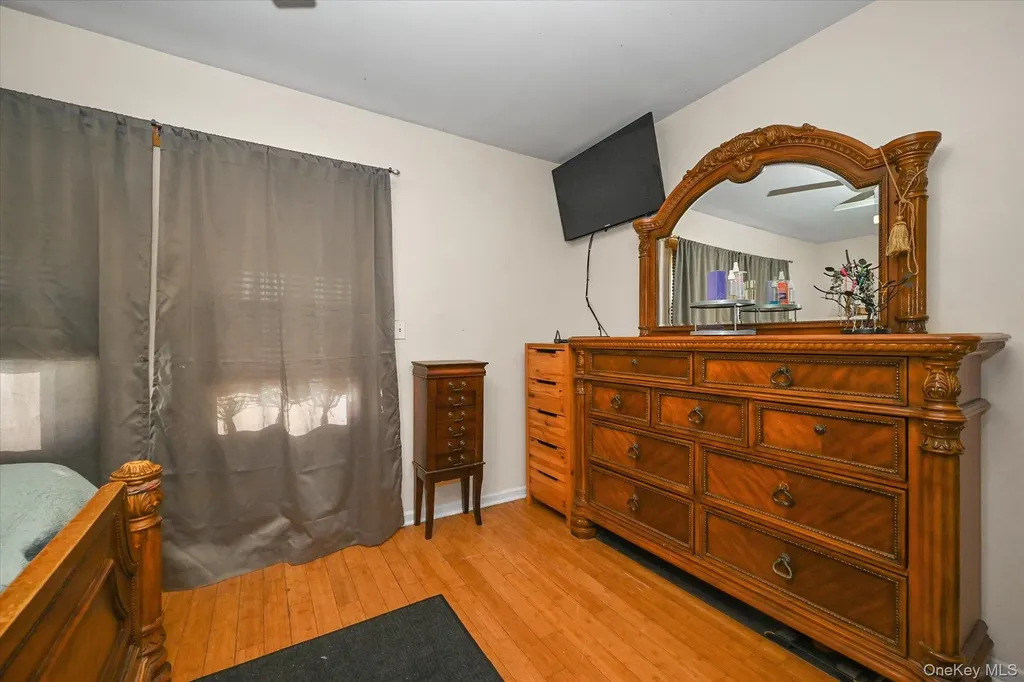 6448 58th Road Maspeth NY 11378