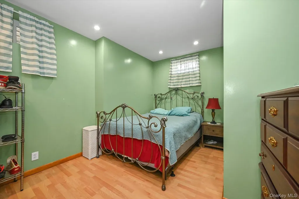 6448 58th Road Maspeth NY 11378