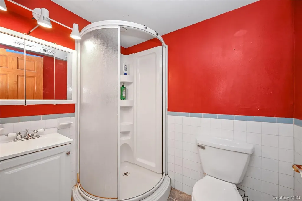 6448 58th Road Maspeth NY 11378