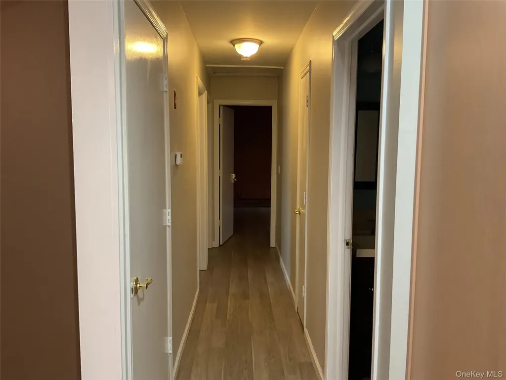 531 Boxwood Drive Shirley NY 11967