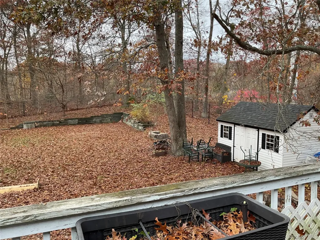 531 Boxwood Drive Shirley NY 11967