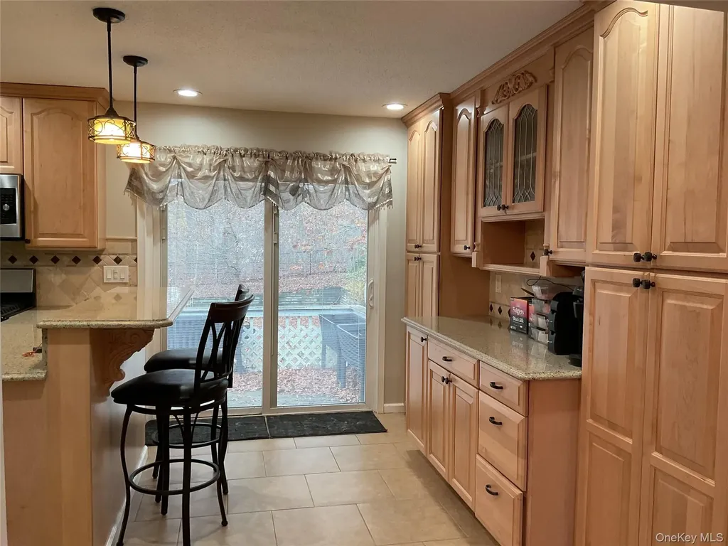 531 Boxwood Drive Shirley NY 11967