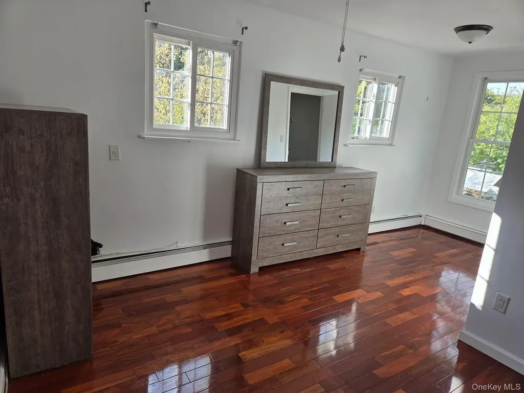 1019 Cassel Avenue Bay Shore NY 11706
