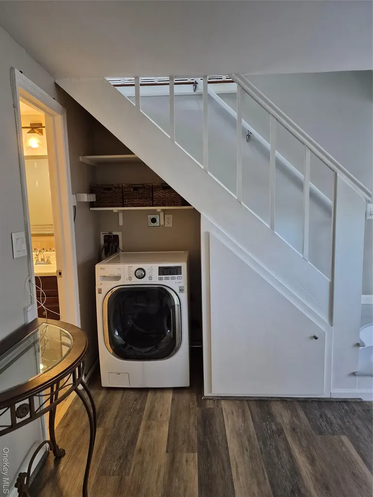 1019 Cassel Avenue Bay Shore NY 11706