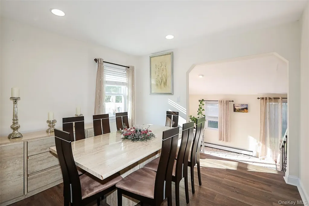 169 N 6th Street Bethpage NY 11714