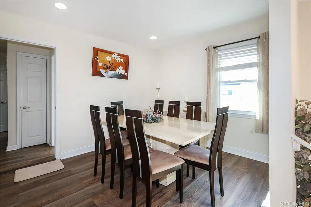 169 N 6th Street Bethpage NY 11714