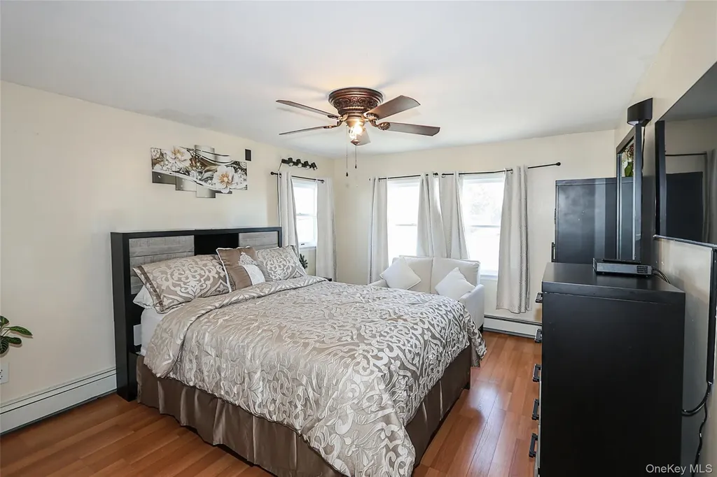 169 N 6th Street Bethpage NY 11714