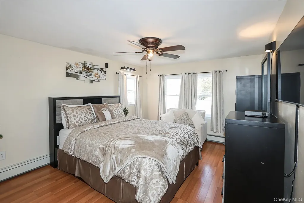 169 N 6th Street Bethpage NY 11714