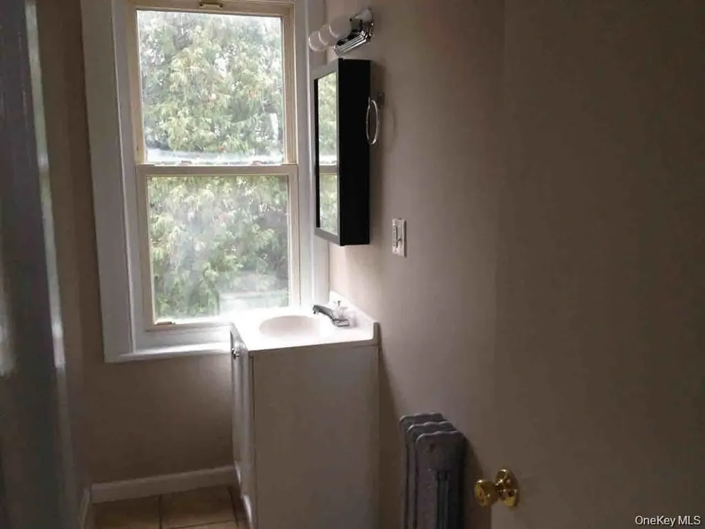 26 Taylor Avenue Poughkeepsie NY 12601