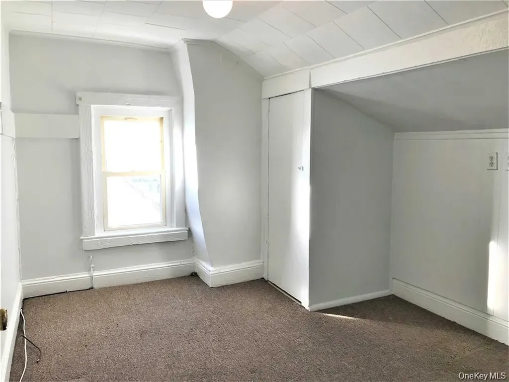 26 Taylor Avenue Poughkeepsie NY 12601