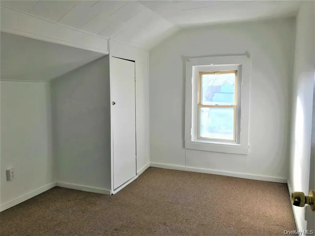 26 Taylor Avenue Poughkeepsie NY 12601