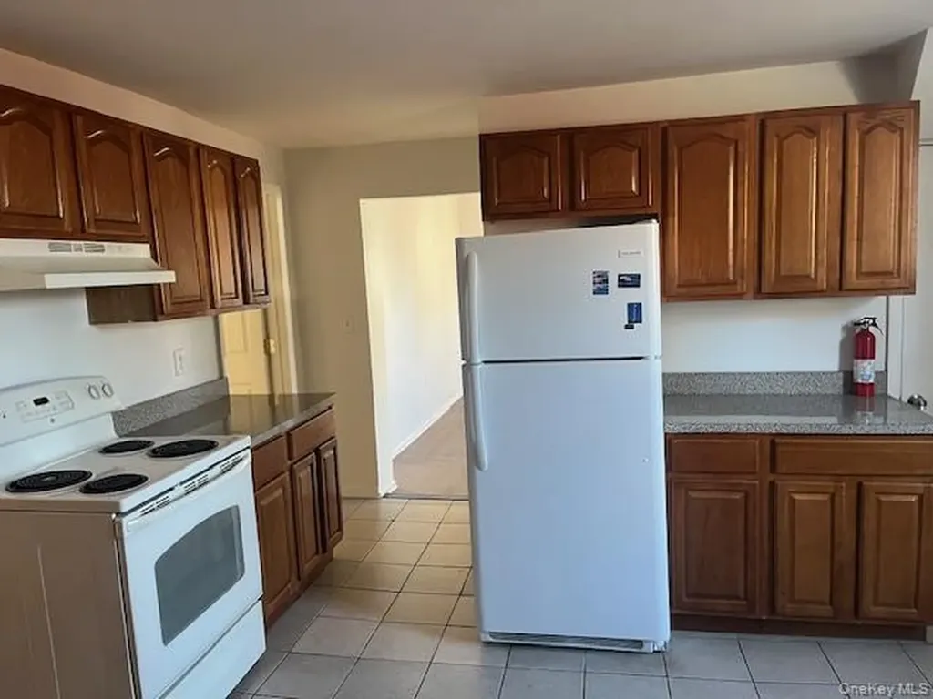 26 Taylor Avenue Poughkeepsie NY 12601