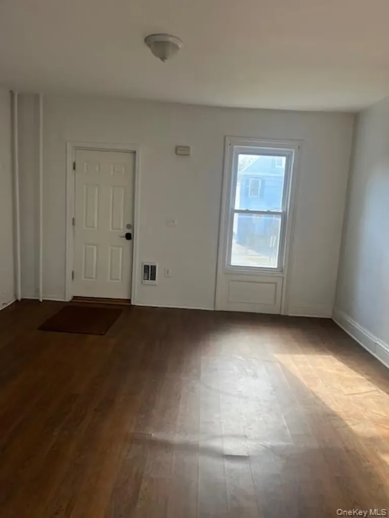 26 Taylor Avenue Poughkeepsie NY 12601