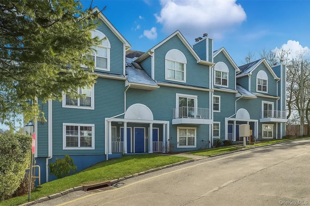 9 Nob Hill Drive Elmsford NY 10523
