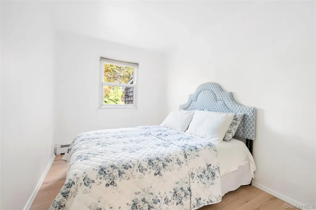 16 Peconic Road Hampton Bays NY 11946