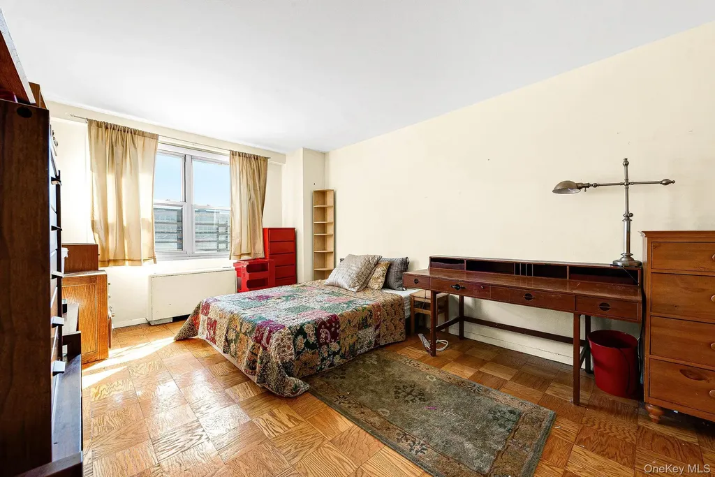 70-25 Yellowstone Boulevard Forest Hills NY 11375