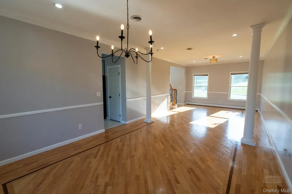 107 Denniston Drive New Windsor NY 12553
