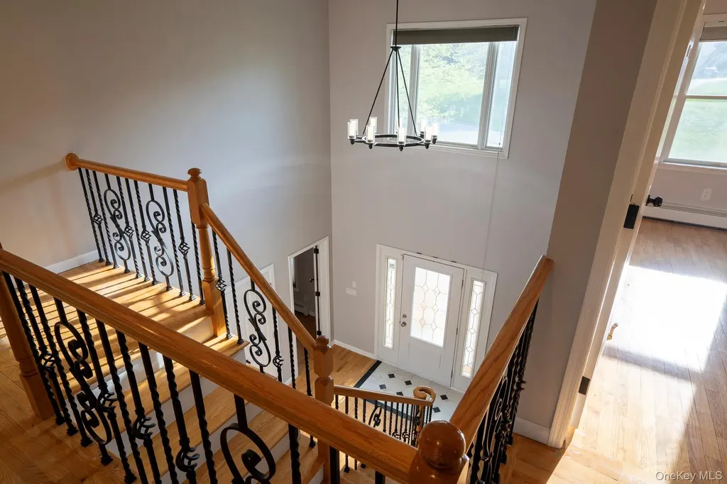 107 Denniston Drive New Windsor NY 12553