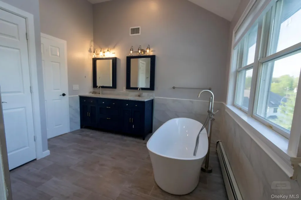 107 Denniston Drive New Windsor NY 12553