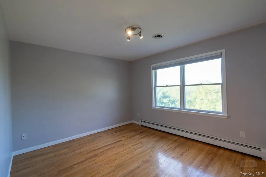 107 Denniston Drive New Windsor NY 12553