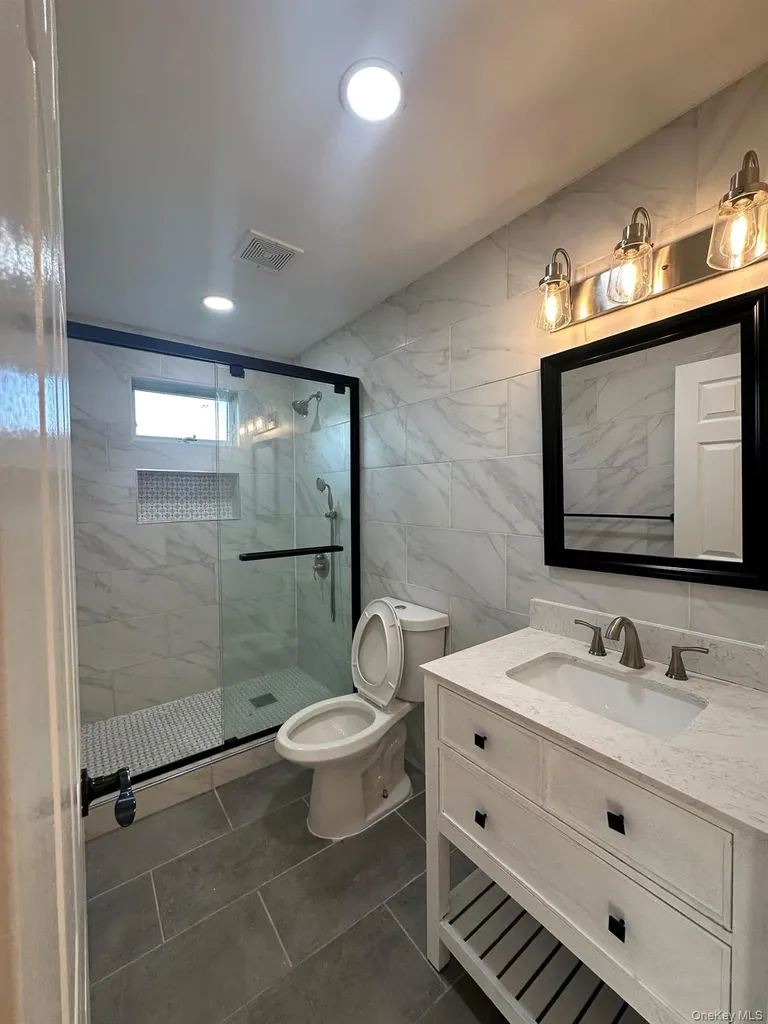 107 Denniston Drive New Windsor NY 12553
