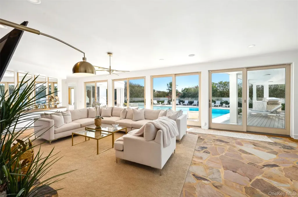 9 Mitchell Dunes Lane Amagansett NY 11930