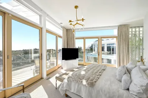 9 Mitchell Dunes Lane Amagansett NY 11930