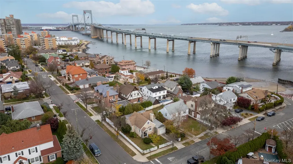 16803 Cryders Lane Whitestone NY 11357