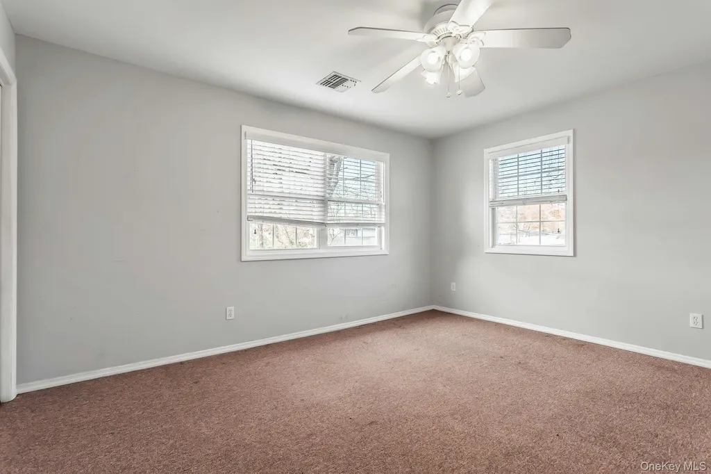 77 Marvin Lane Commack NY 11725