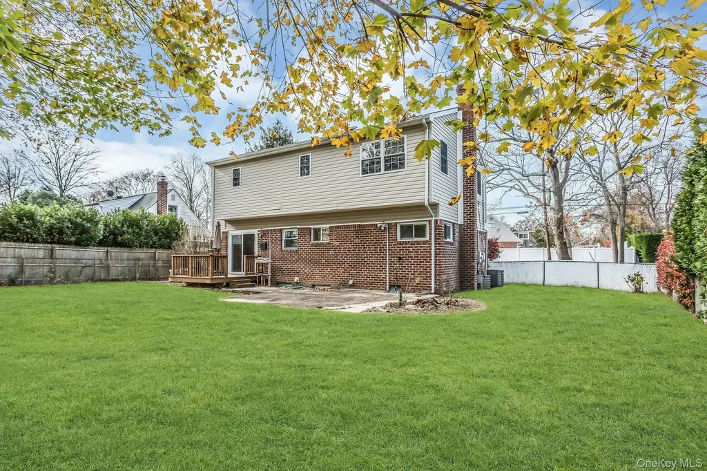 77 Marvin Lane Commack NY 11725