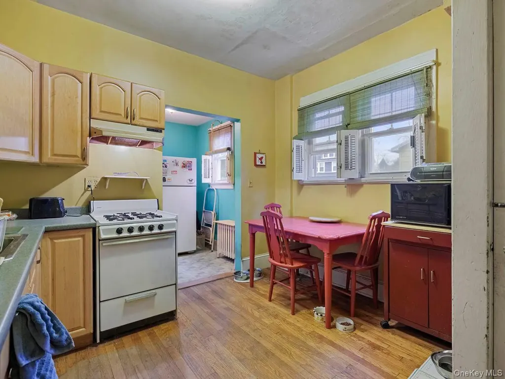 192 Washington Avenue Kingston NY 12401