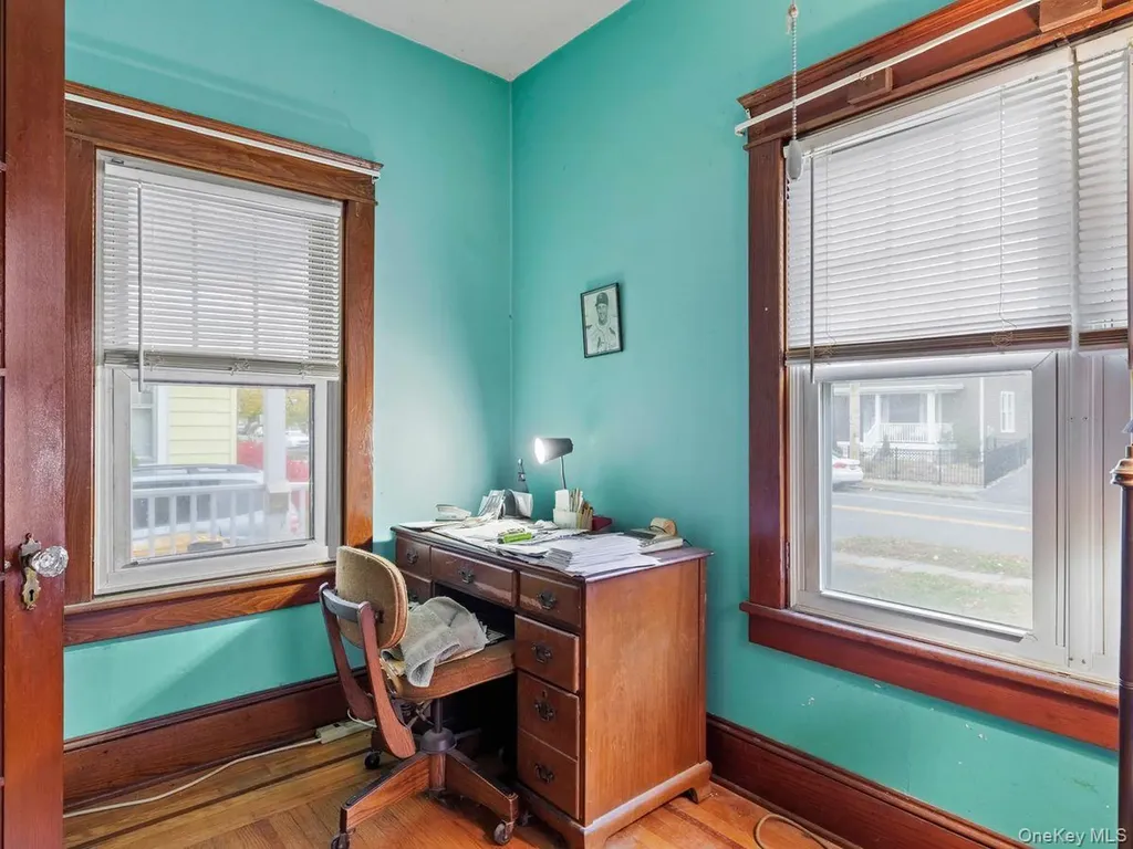192 Washington Avenue Kingston NY 12401