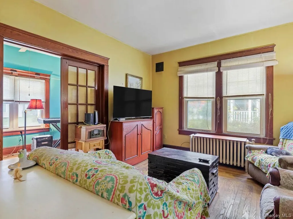 192 Washington Avenue Kingston NY 12401