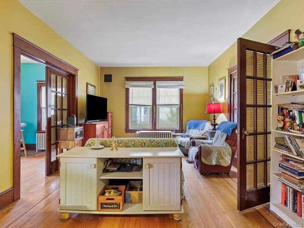 192 Washington Avenue Kingston NY 12401