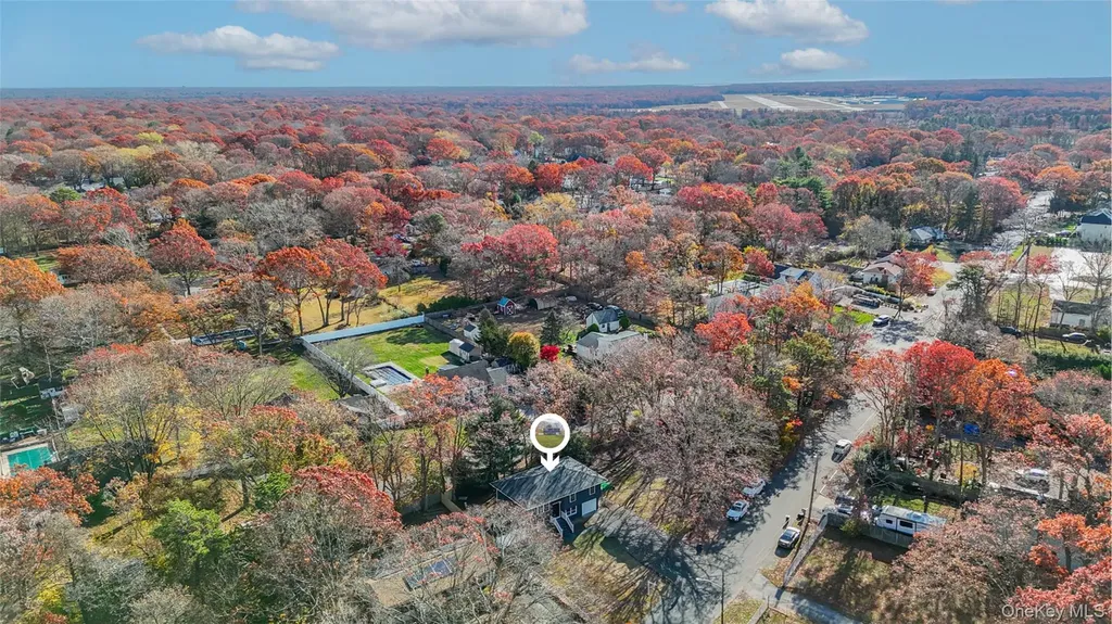 398 Glen Drive Shirley NY 11967