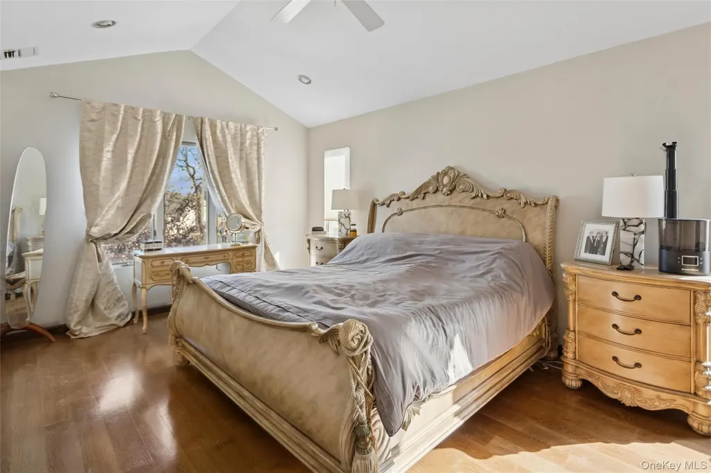 2729 Shore Drive Merrick NY 11566