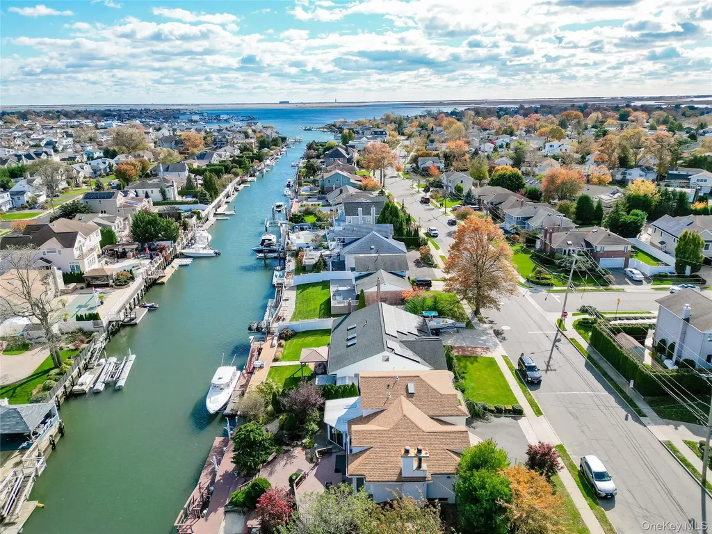 2729 Shore Drive Merrick NY 11566