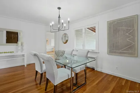 12 Cross Hill Road Eastchester NY 10709