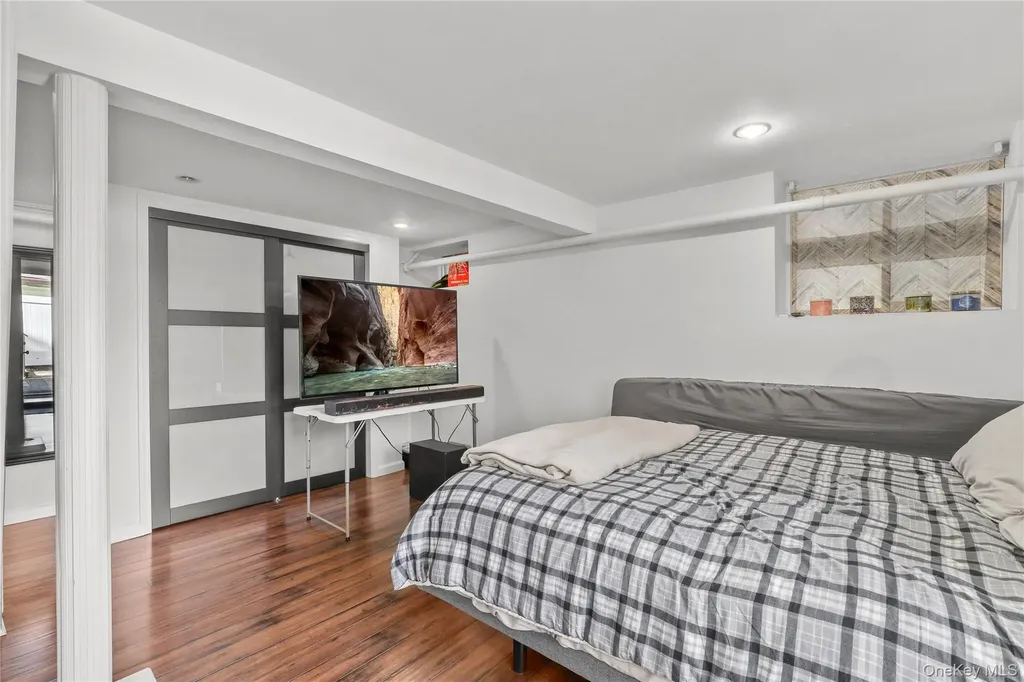 69 Clinton Avenue New Rochelle NY 10801