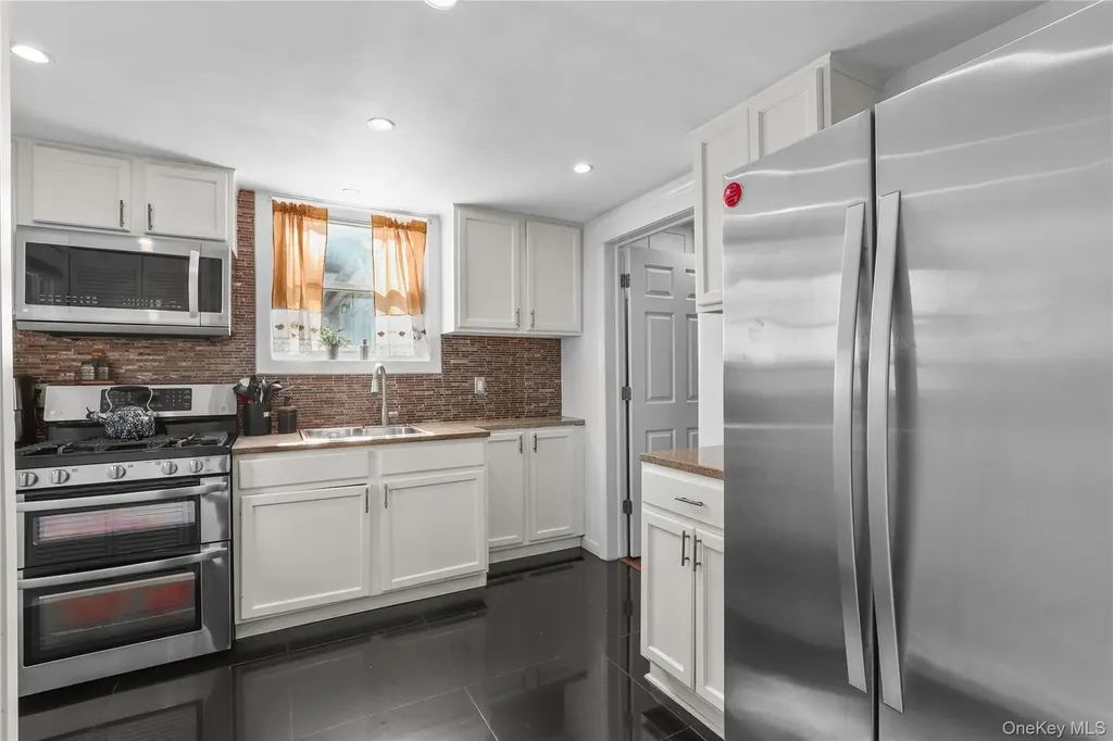69 Clinton Avenue New Rochelle NY 10801