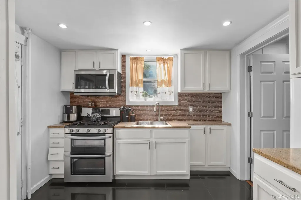 69 Clinton Avenue New Rochelle NY 10801